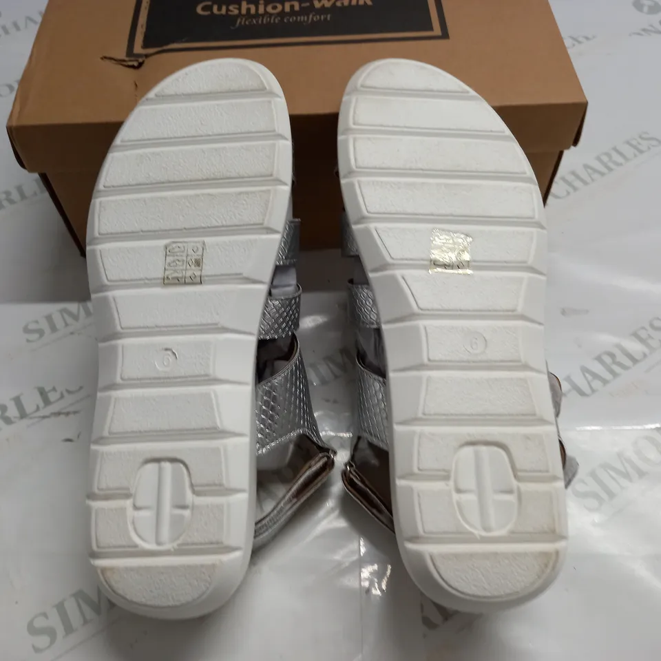 BOXED PAIR OF CUSHION WALK SILVER STRAPPY SHOES - 6