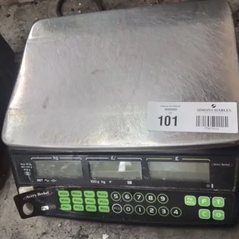 AVERY BERKEL FX50 RETAIL SHOP WEIGHING SCALE. 