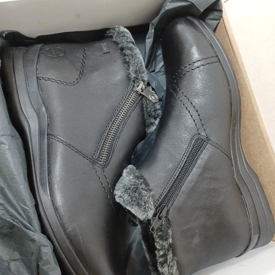 BOXED RIEKER FUR CUFF BOOTS, BLACK - SIZE 6.5