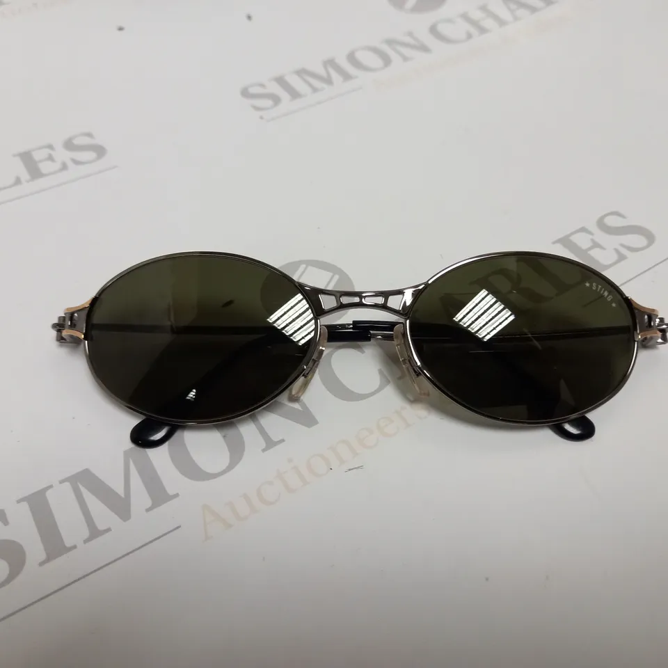 APPROXIMATELY 10 DE RIGO STING 4231 SUNGLASSES