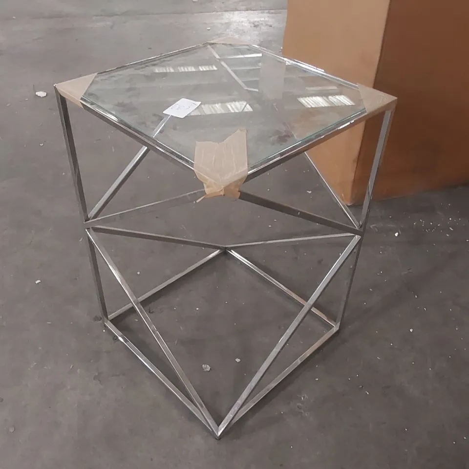 DESIGNER PALMA SIDE TABLE