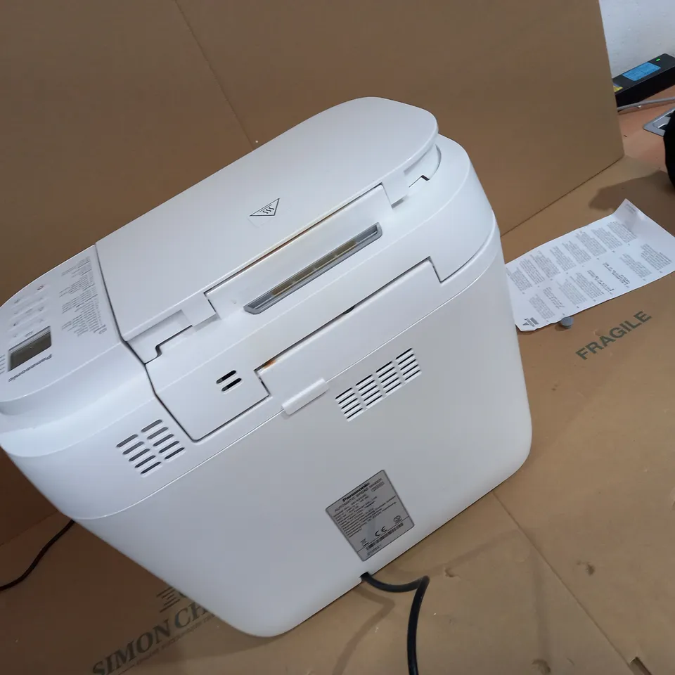 PANASONIC AUTOMATIC BREAD MAKER WHITE