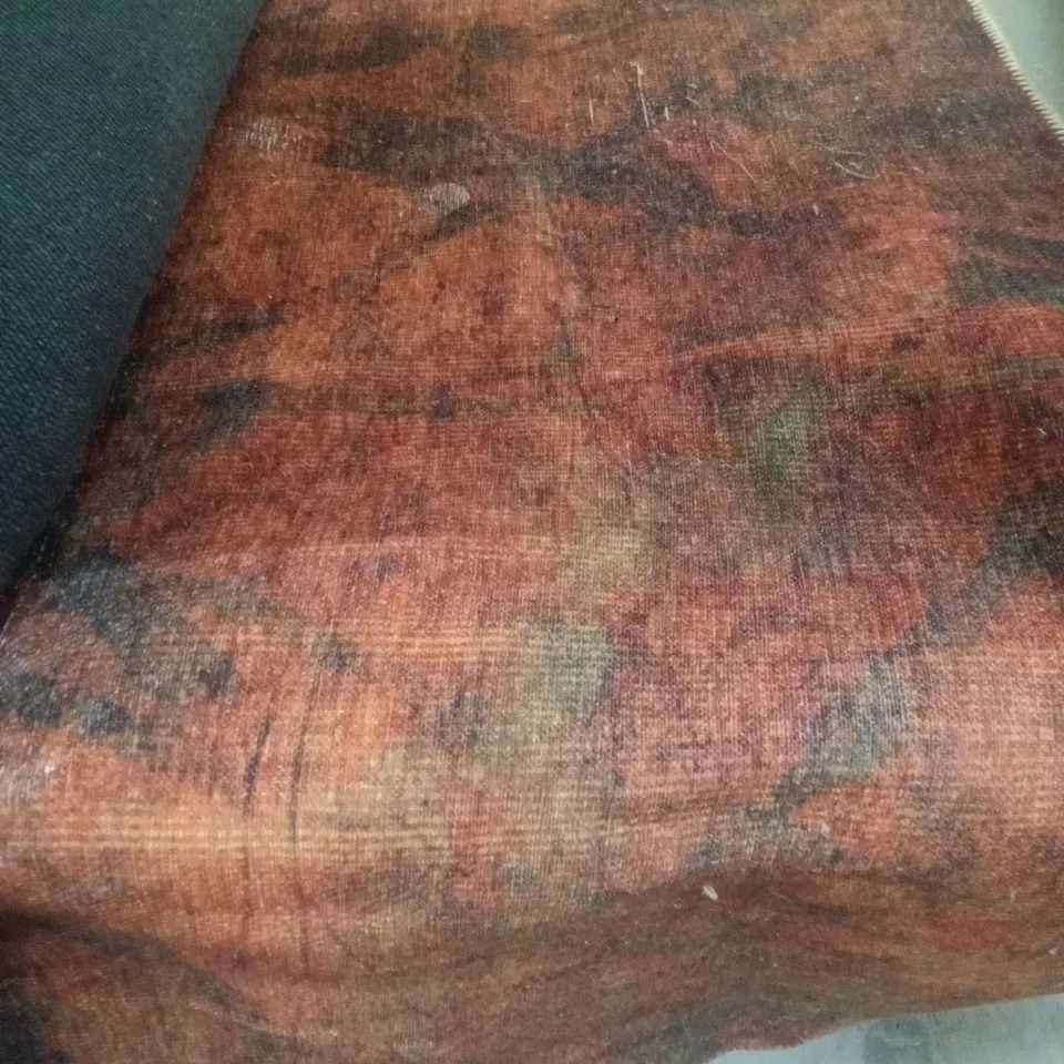 LOYALTON ORANGE/GREEN RUG 140X190CM