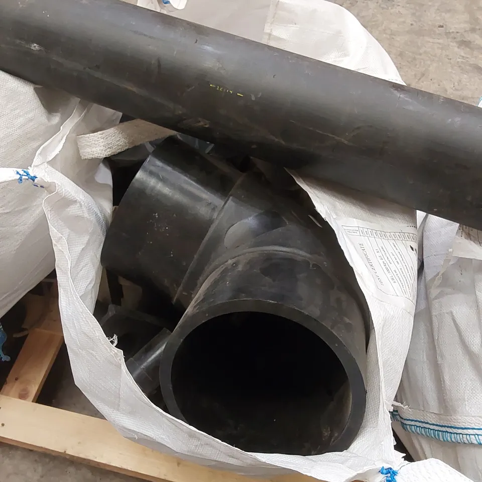 PALLET TO CONTAIN A LARGE OF ASSORTMENT OF COMMERCIAL INDUSTRIAL PLUMBING PARTS 
