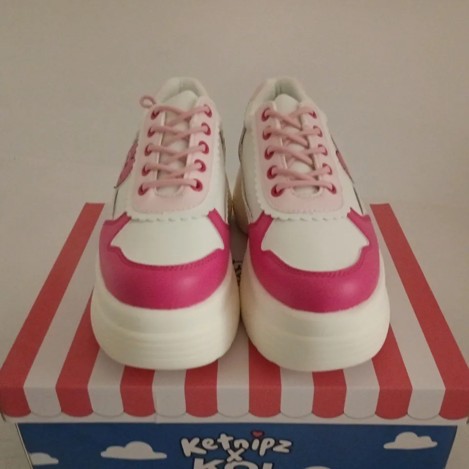 BOXED PAIR OF KETNIPZ X KOI LOVEABLE ANTICS - TRAINERS - PINK - SIZE US 7