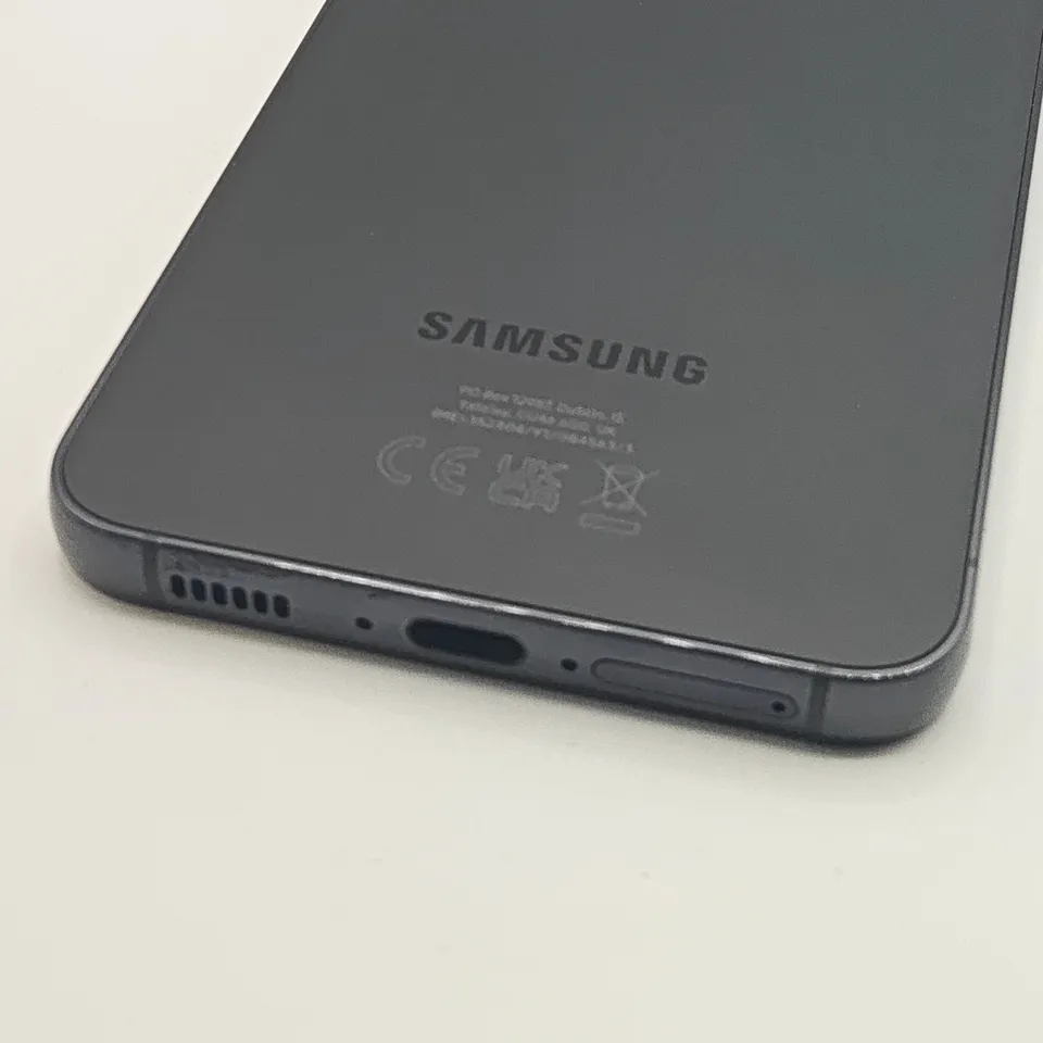 UNBOXED SAMSUNG GALAXY S23 128GB IN BLACK 
