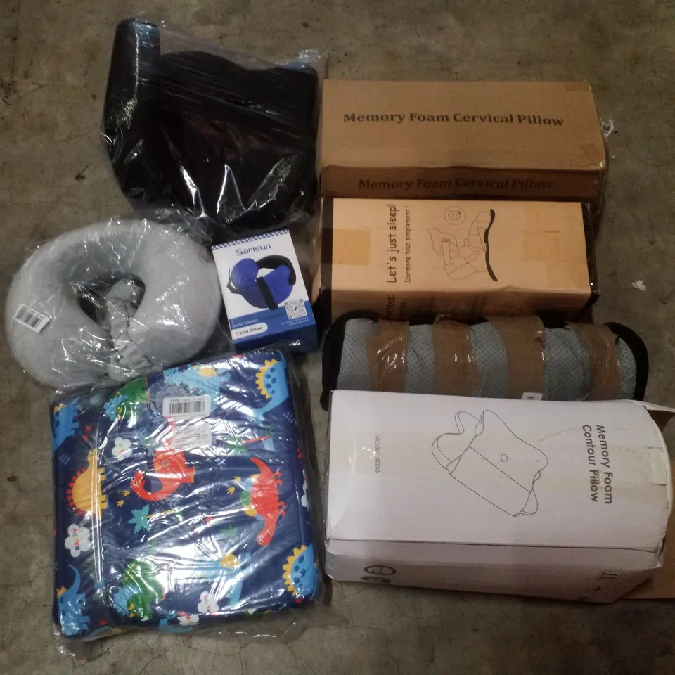 PALLET CONTAINING ASSORTED PILLOWS & CUSHIONS