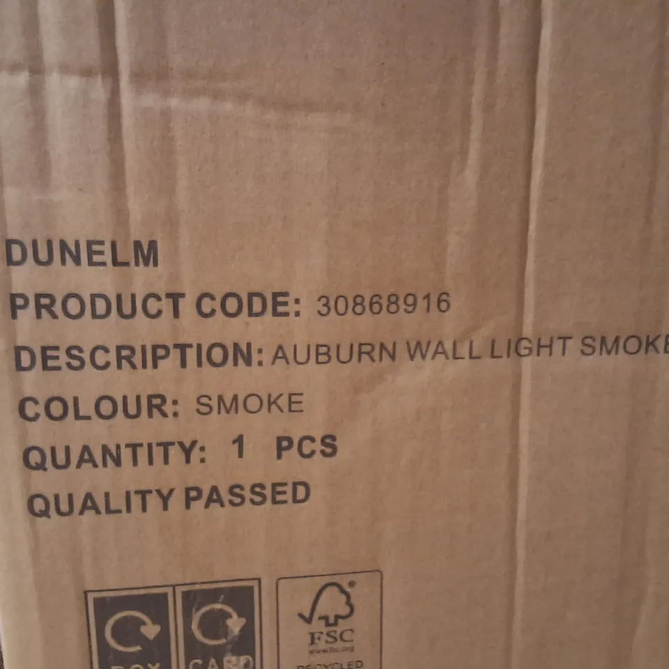 BOXED DUNELM AUBURN WALL LIGHT – SMOKED GLASS & ANTIQUE BRASS