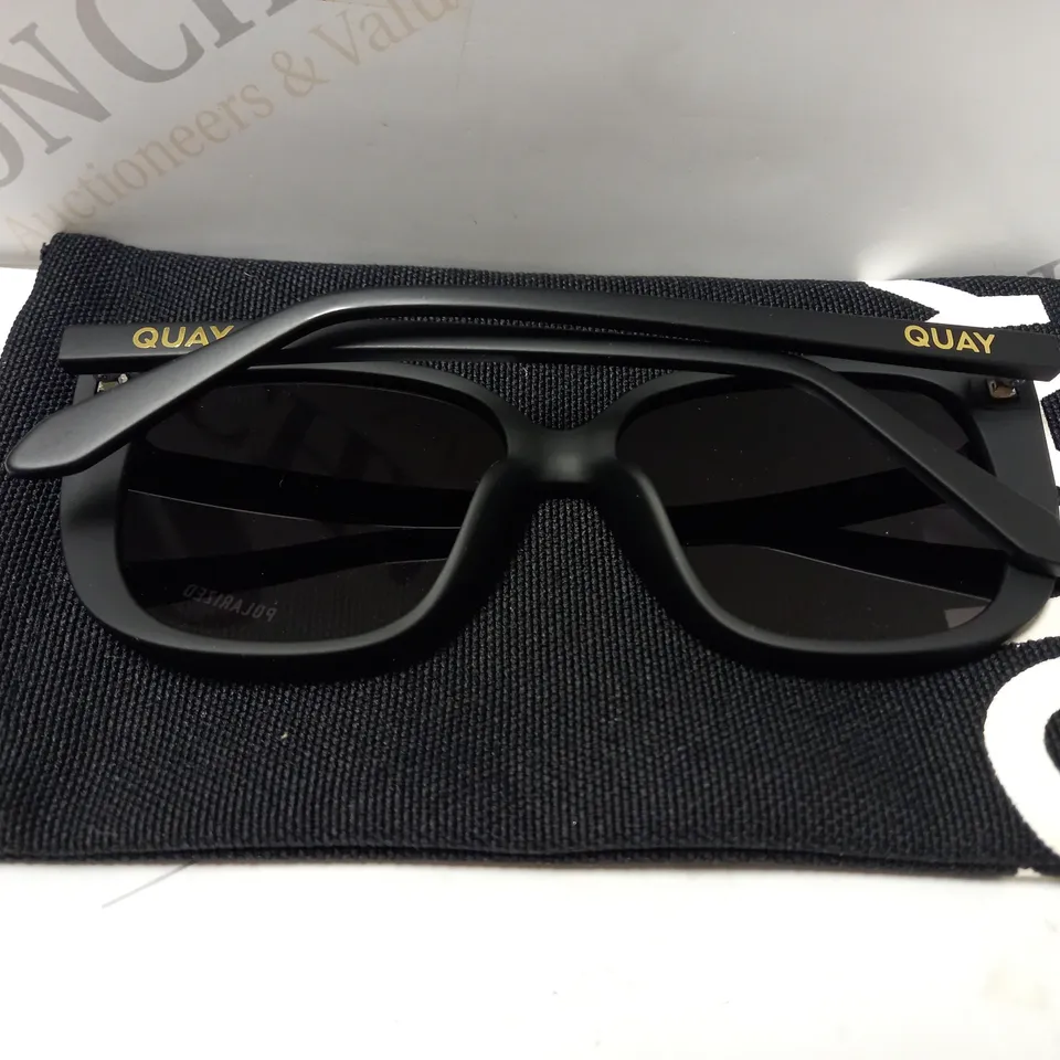 QUAY EVER AFTER SUNGLASSES