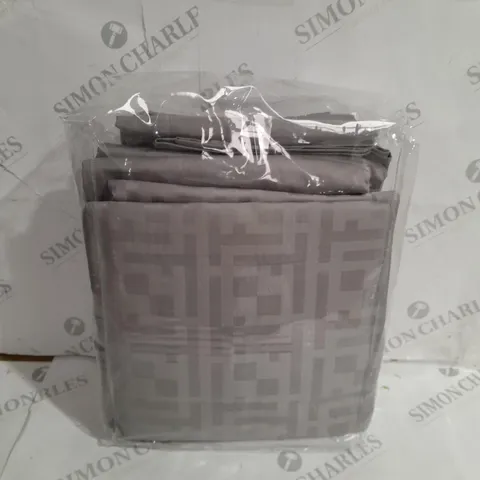 K BY KELLY HOPPEN GEO JAQUARD 100% COTTON DUVET SET SIVLER GREY- DOUBLE