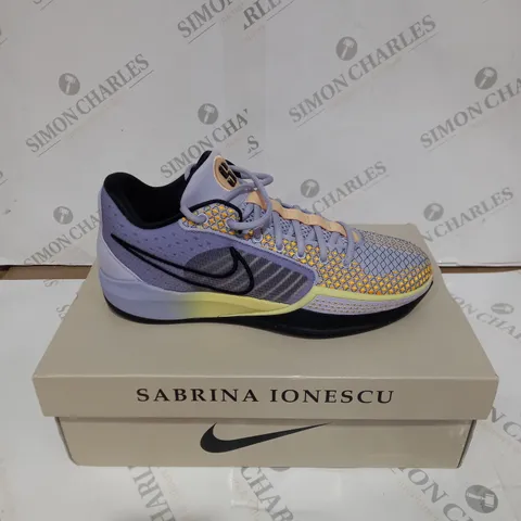 BOXED PAIR OF NIKE SABRINA 1 BASKETBALL TRAINERS - OXYGEN PURPLE/BLACK, SIZE 7.5