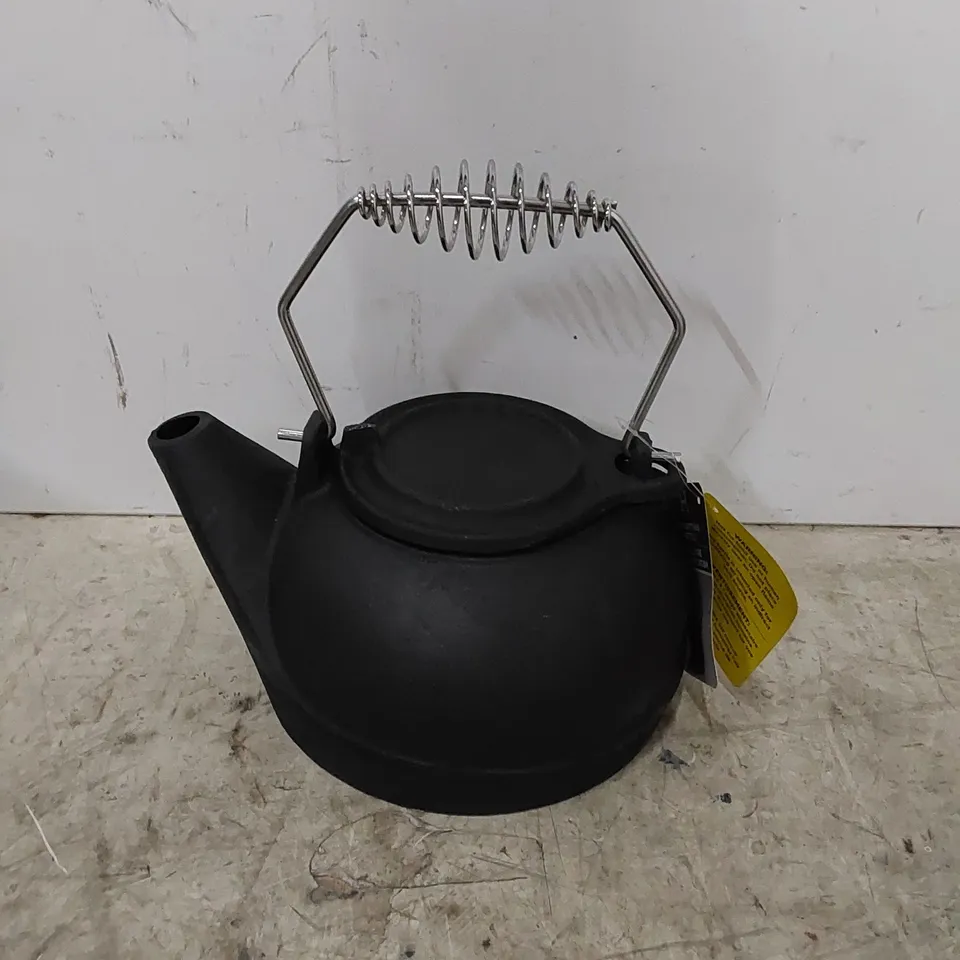 BOXED OPEN HEART FIREPLACE CAST IRON TEA POT BLACK 