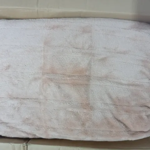 COZEE HOME VELVETSOFT HEATED THROW IN PINK