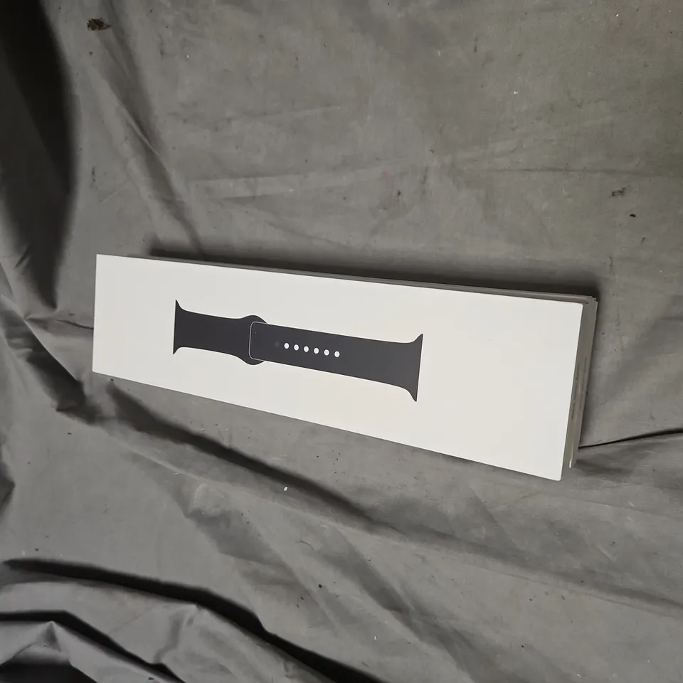 APPLE WATCH SPORT BAND – BLACK, 4-PACK (ASSORTED SIZES: 40MM & 44MM)
