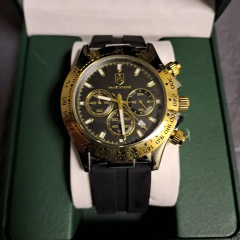 FRANK SCHMIDT GENTS CHRONOGRAPH WATCH WITH STAINLESS STEEL BACK AND BLACK RUBBERSTRAP IN GIFT BOX