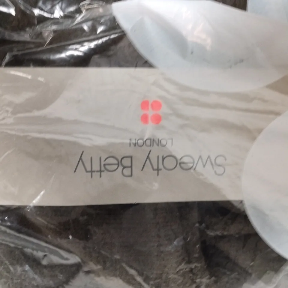 BAGGED SWEATY BETTY ESCAPE LUXE FLEECE RIB HALF ZIP CROP SWEATSHIRT – UK SIZE M – COLOUR: NORI GREEN