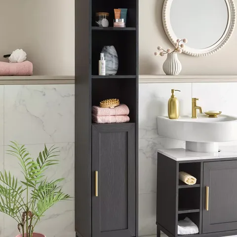 ASHFORD TALL BLACK CABINET, WHITE CURVED STORAGE CONSOLE ON WHEELS AND THREE PORTABLE WHITE GLOSS DISPLAY ITEMS