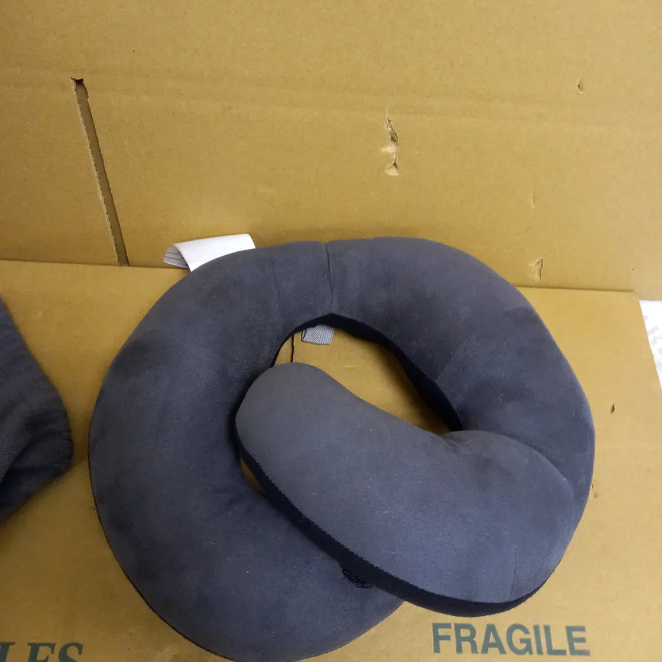 BECOZZY NECK SUPPORT TRAVEL CUSHION