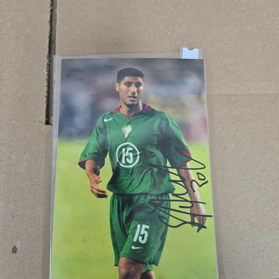 HARRY MAGUIRE SIGNED MANCHESTER UNITED DISPLAY – FRAMED MEMORABILIA  & YOUSIF SAFRI SIGNED PHOTO