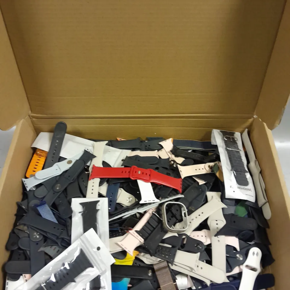 LARGE ASSORTMENT OF SMARTWATCH STRAPS IN VARIOUS DESIGNS	