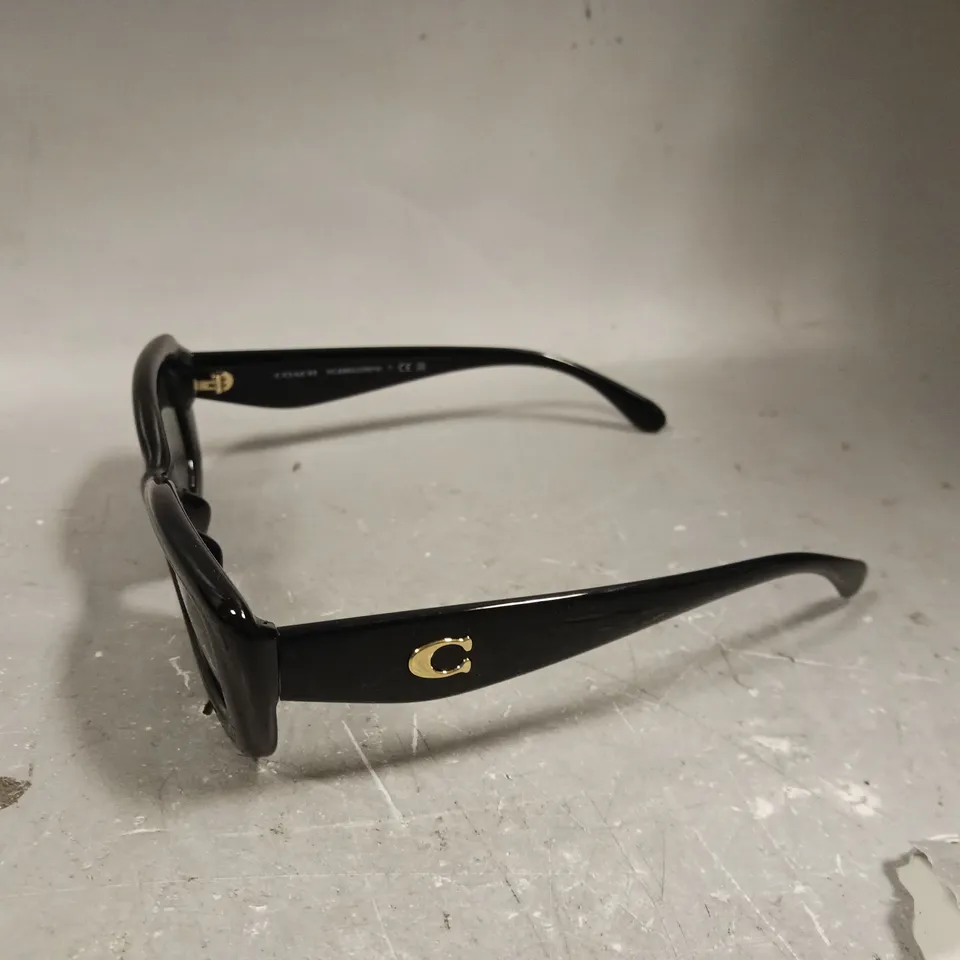COACH HC8390U RECTANGLE SUNGLASSES 