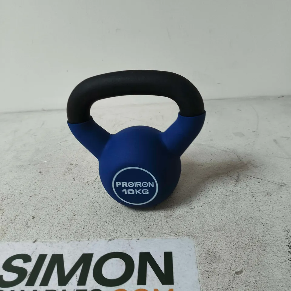 BOX OF APPROXIMATELY 12 ASSORTED ITEMS TO INCLUDE: 10KG KETTLEBELL