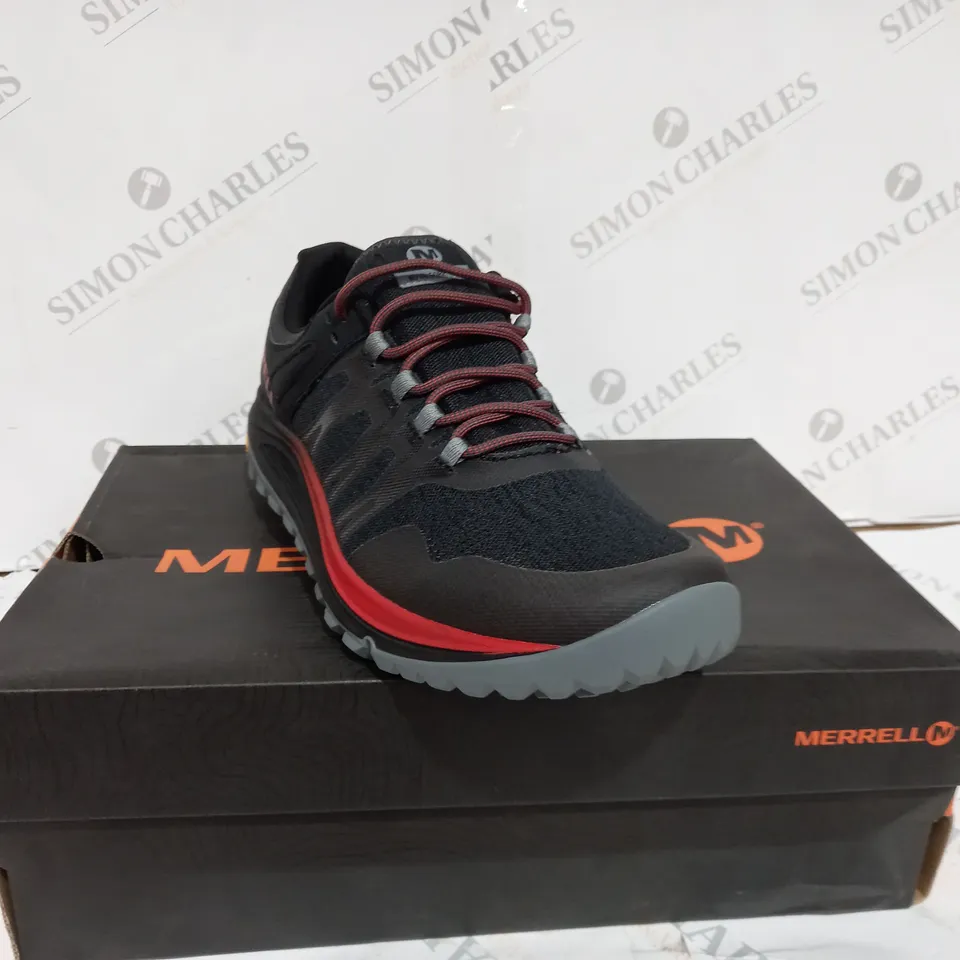 BOXED MERRELL BLACK NOIR TRAINERS - UK SIZE 9.5