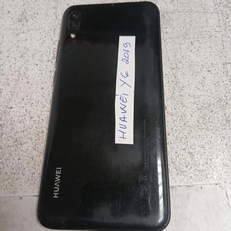 HUAWEI SMARTPHONE – BLACK, DUAL-CAMERA (MOB)
