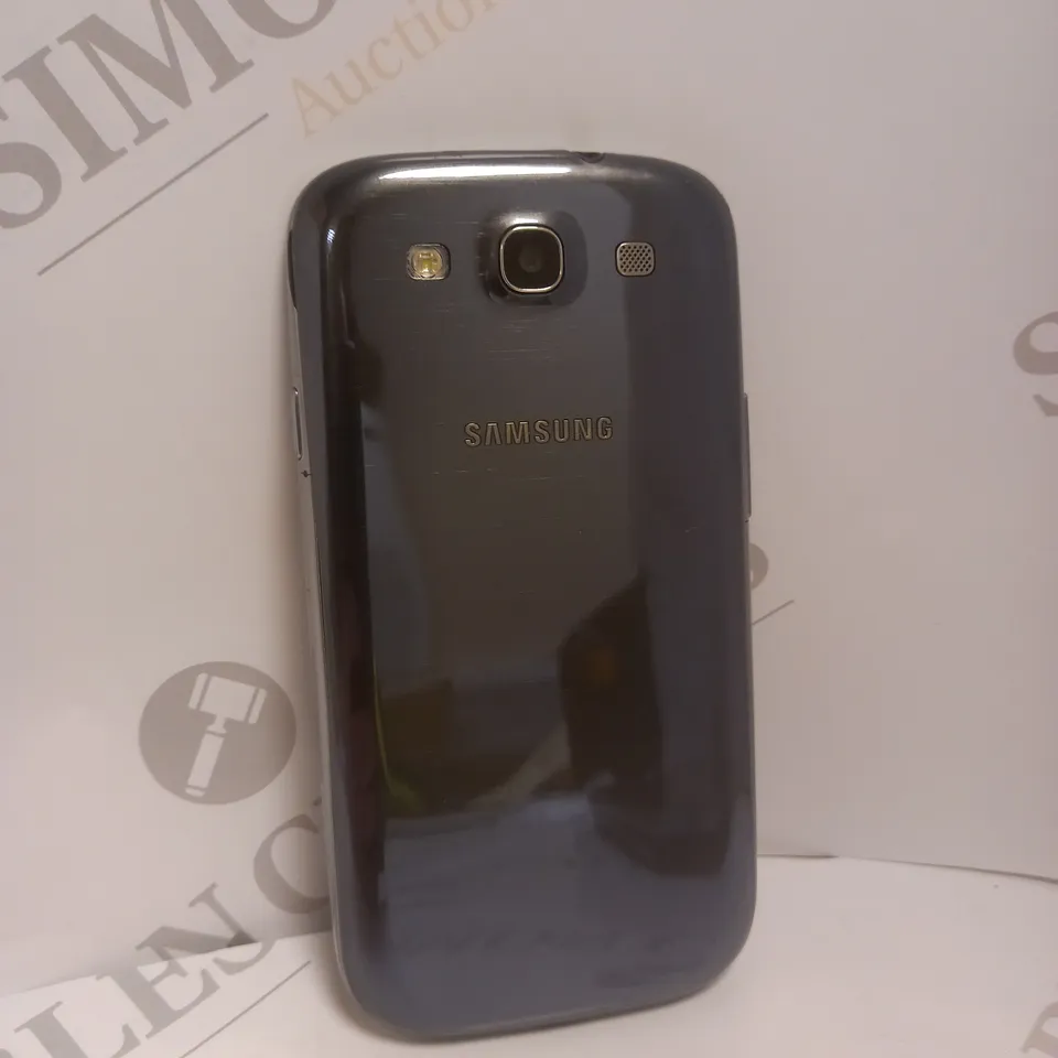 SAMSUNG GALAXY S3 SMARTPHONE 