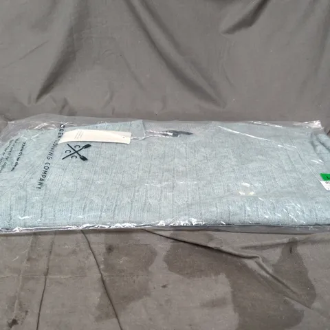 BAGGED CREW CLOTHING COMPANY LAMBSWOOL CABLE CREW LARGE JUMPER 