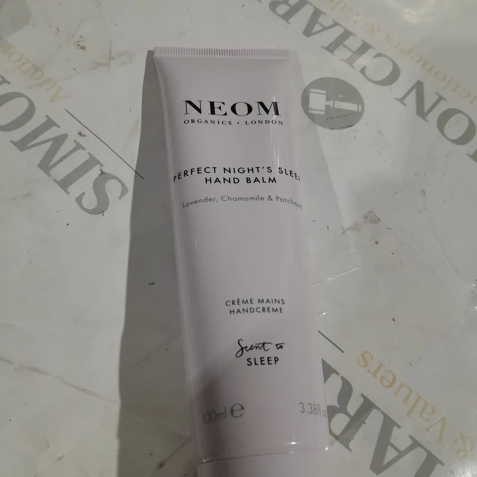 BOXED NEOM ORGANICS LONDON LAVENDER, CHAMOMILE & PATCHOULI SET OF 6