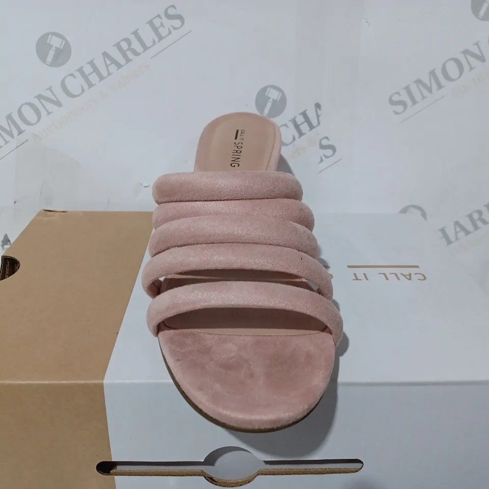 BOXED ALDO ETOCLYA SANDAL - SIZE 5