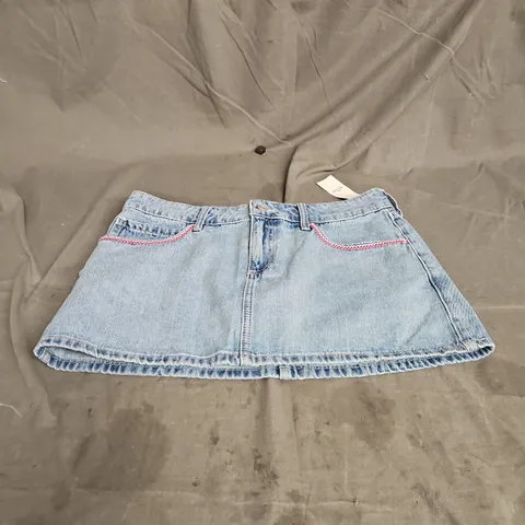 HOLLISTER MINI SKORT IN BLUE DENIM SIZE 8