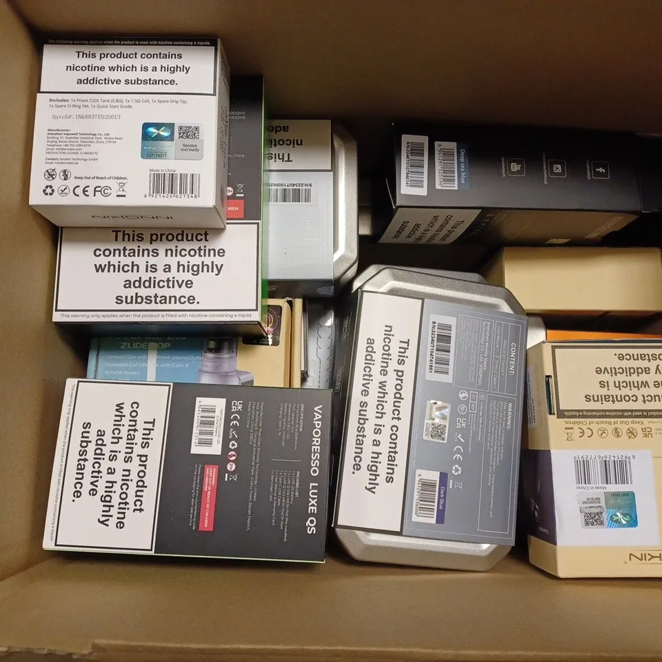 APPROXIMATELY 20 BOXED E-CIGARETTES TO INCLUDE VOOPOO DORIC 60  , VOOPOO DRAG H40 , INNOKIN COOLFIRE , ETC 