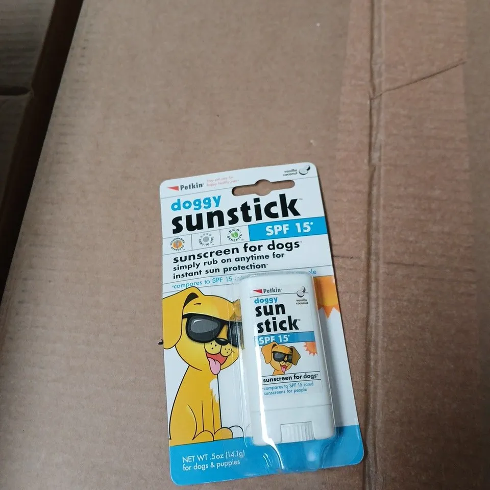 APPROXIMATELY 18 PETKIN DOGGY SUNSTICK SPF 15 SUNSCREEN FOR DOGS – 0.5 OZ (14.1 G)