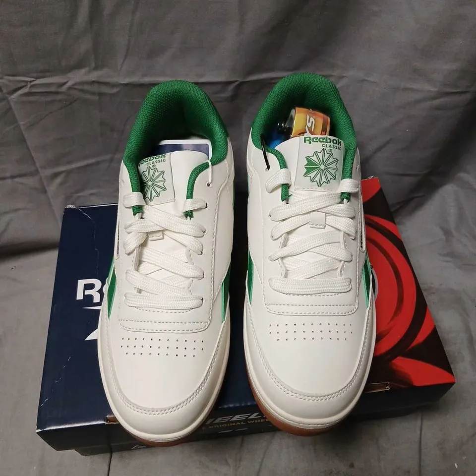 REEBOK HEELYS CLASSIC KIDS' SNEAKERS – WHITE/GREEN, UK 6 (US 7, EUR 39)