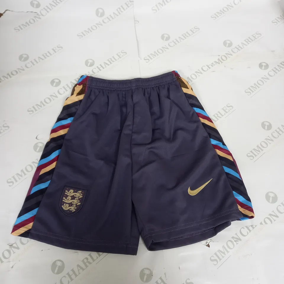 ENGLAND FC AWAY SHIRT AND SHORTS SIZE 26