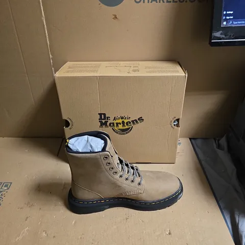 DR. MARTENS LEATHER BOOTS – TAN - UK SIZE 8 