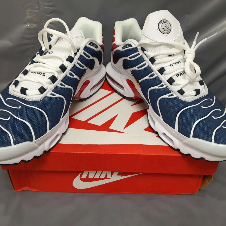 BOXED PAIR OF NIKE TN AIR PARIS SAINT-GERMAIN SHOES IN WHITE/BLUE-RED GRADIENT/GOLD UK SIZE 12