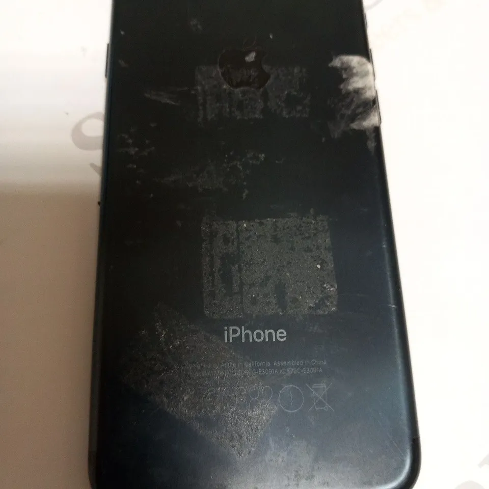 BOXED APPLE IPHONE MOBILE PHONE