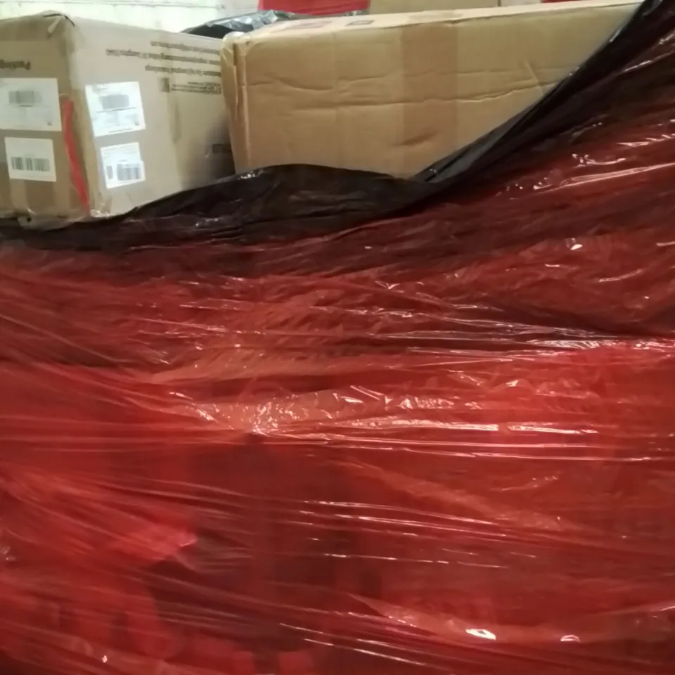 PALLET OF ASSORTED HOUSEHOLD GOODS AND PRODUCTS TO INCLUDE;DUMBELL,CAT TREE,SWIMMING POOL