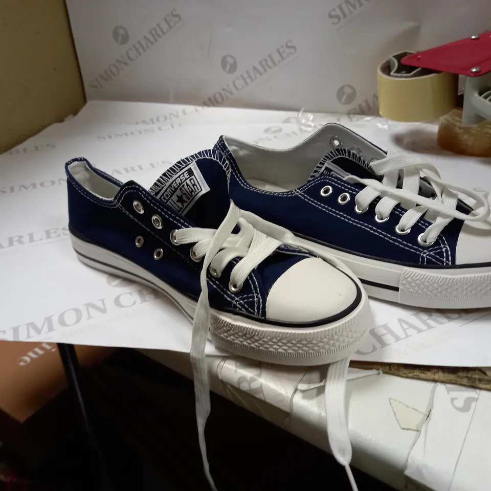 BLUE CONVERSE ALL STARS SIZE- 38