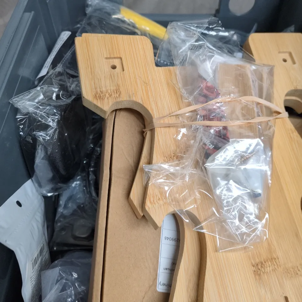 APPROXIMATELY 15 ASSORTED HOUSEHOLD ITEMS TO INCLUDE RHODE LIP CASE, REGULAR SOLDERING FLUX PASTE AND ESSENTIAL OIL