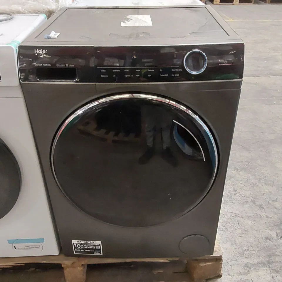 HAIER I-PRO SERIES 7 HWD100-B14979S WASHER DRYER FREESTANDING FRONT-LOAD