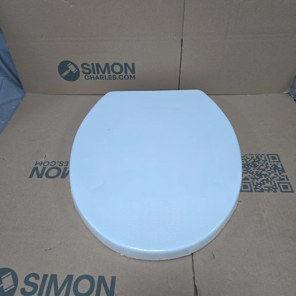 TOILET SEAT BOXED
