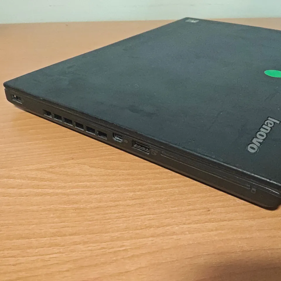 UNBOXED LENOVO THINKPAD T440 INTEL I-5 LAPTOP IN BLACK