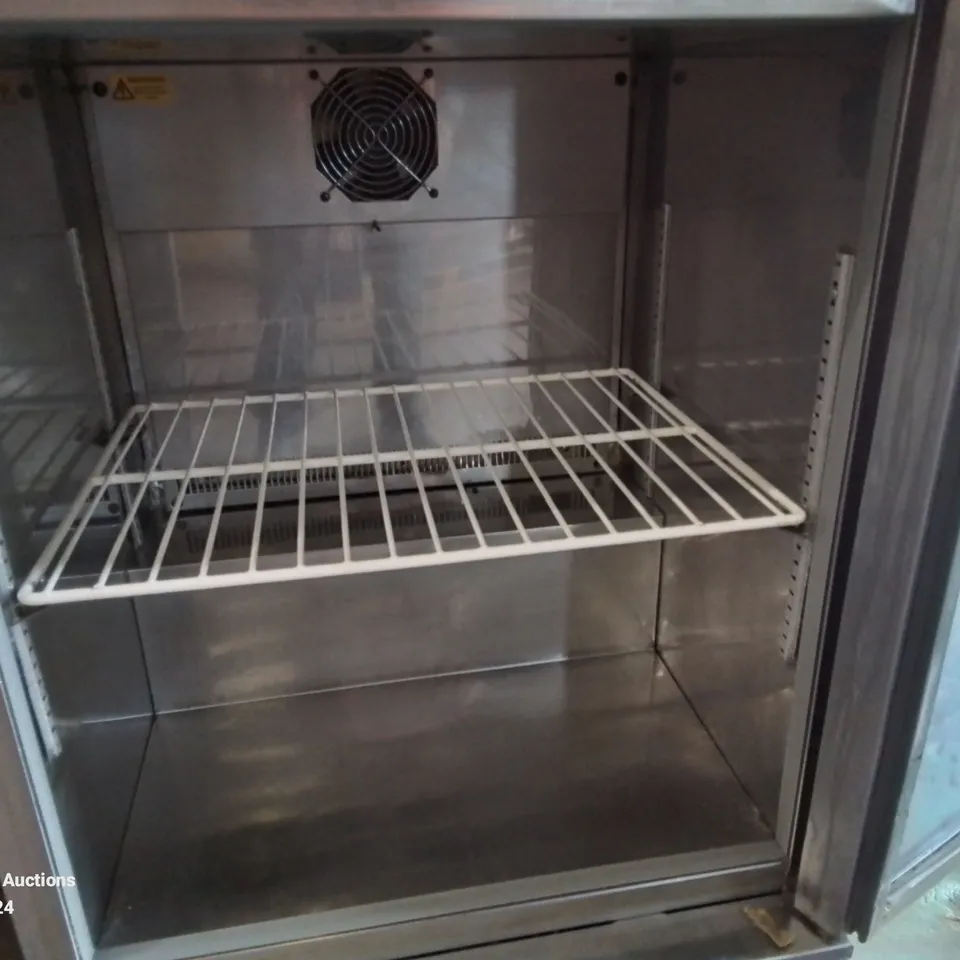 COMMERCIAL STAINLESS STEEL WILLIAMS HA15SS UNDER COUNTER REFRIGERATOR