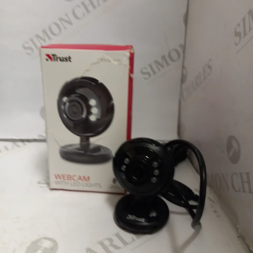 TRUST SPOTLIGHT PRO LED LIT WEBCAM