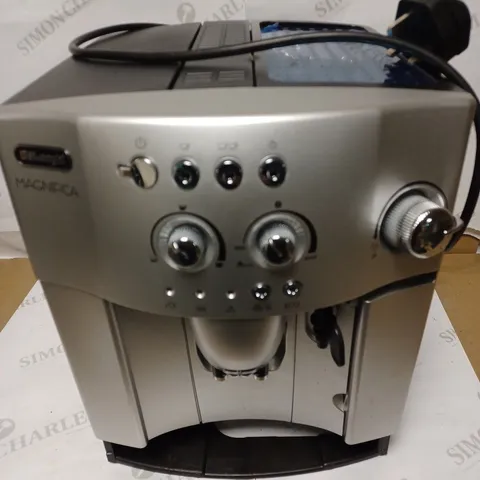 DELONGHI MAGNIFICA COFFEE MACHINE
