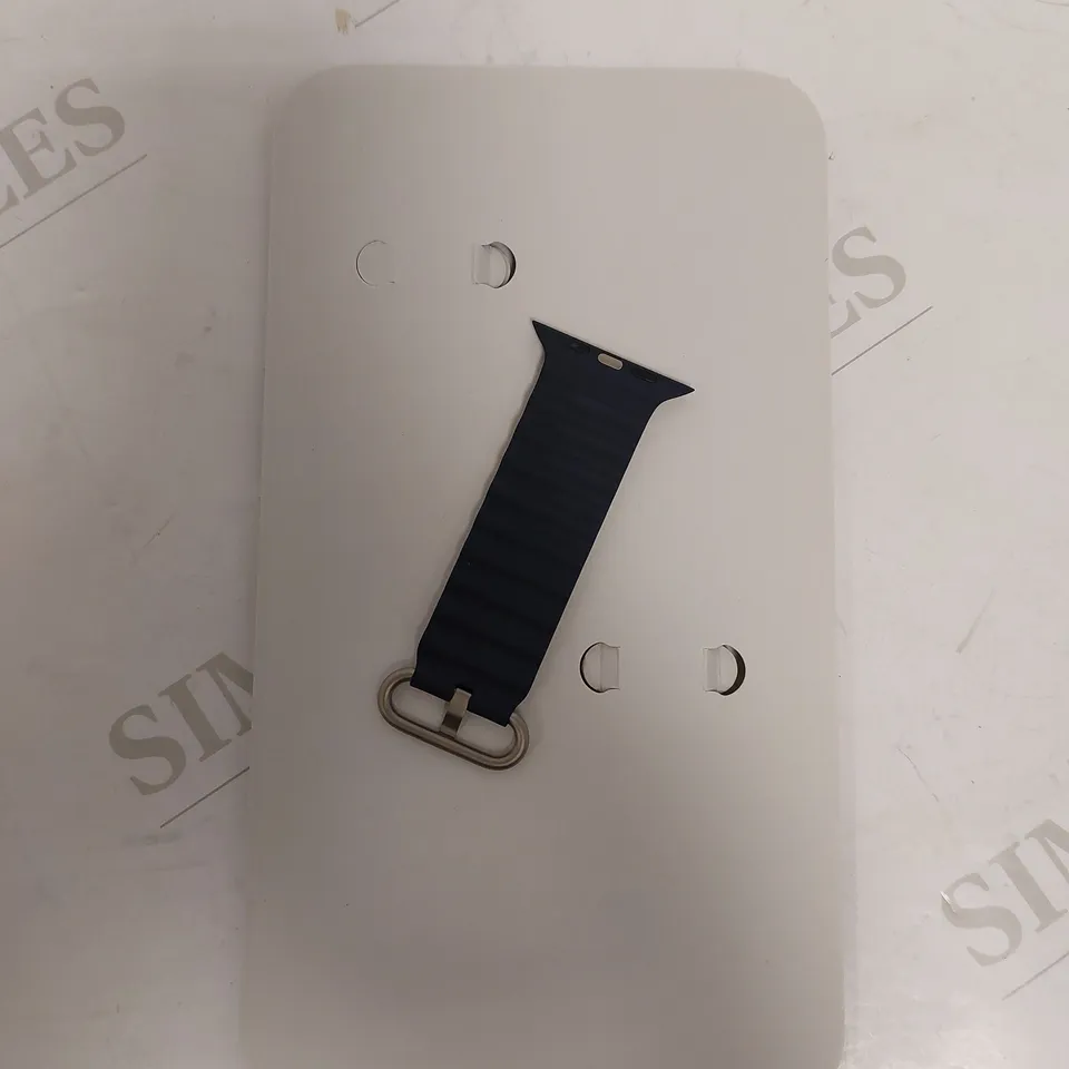 APPLE WATCH 49MM MIDNIGHT OCEAN BAND
